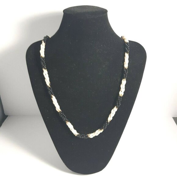 Twisted Rope Style Beaded Necklace Black White Fashion Jewelry - Picture 4 of 4